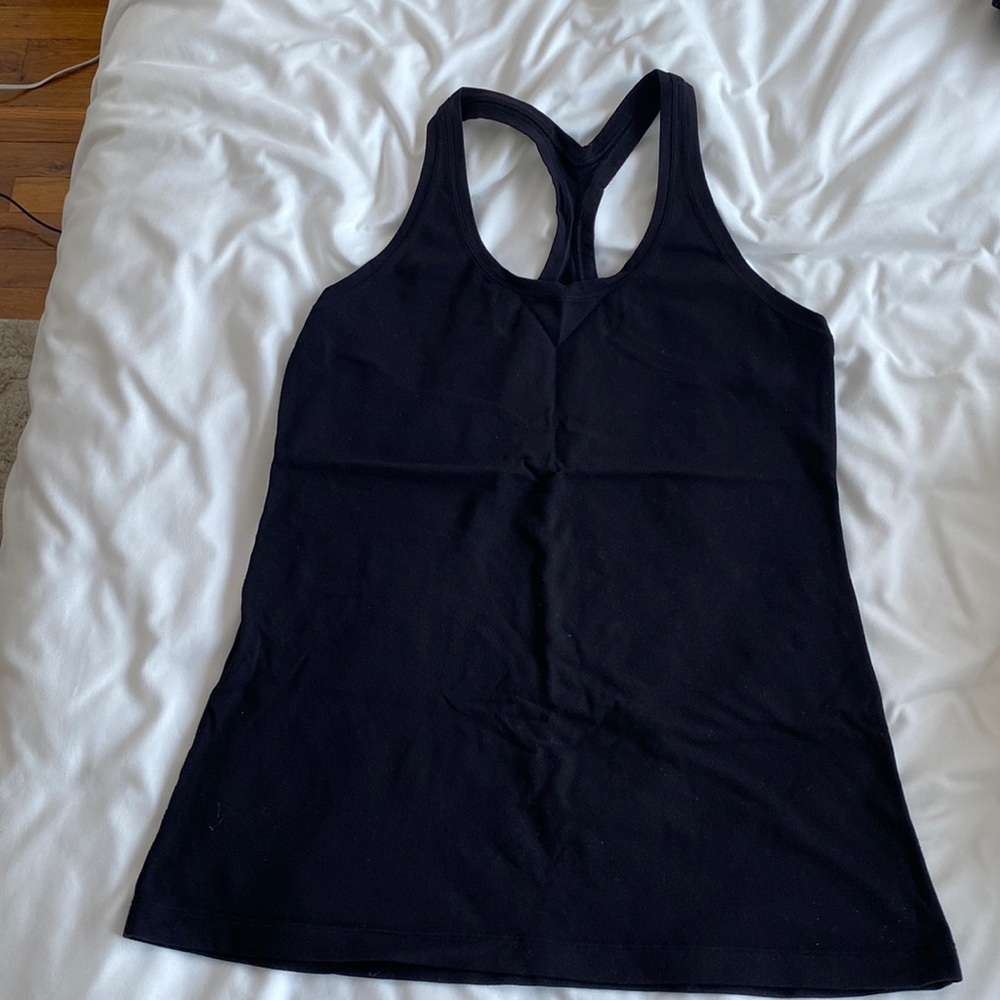 Black lululemon tank